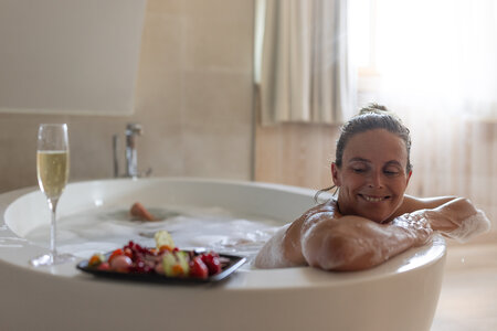 Suites & rooms Turracher Höhe, lakeside hotel, Carinthia Suites & rooms Turracher Höhe, lakeside hotel, Carinthia