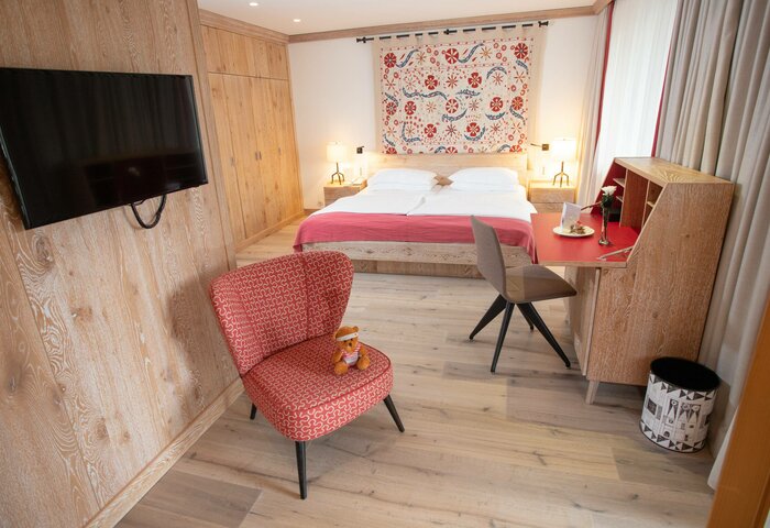 Suites & rooms Turracher Höhe, lakeside hotel, Carinthia Suites & rooms Turracher Höhe, lakeside hotel, Carinthia