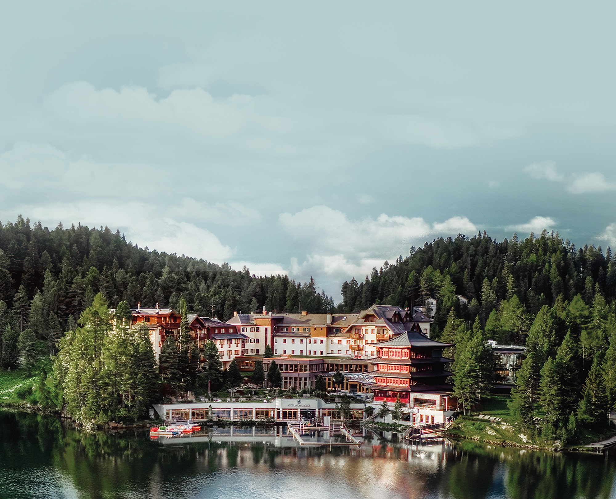 In the heart of Carinthia: hotel at the lake: 4-star-sup
